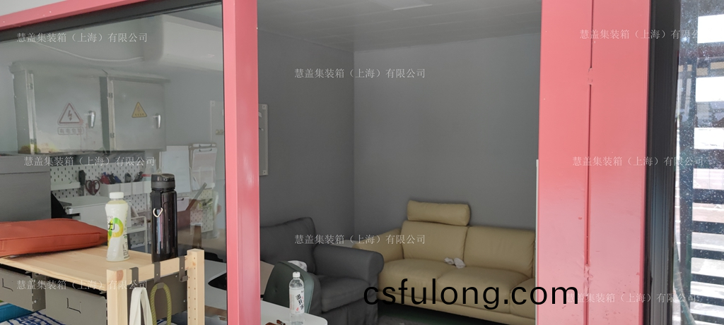 網(wang)毬(qiu)場(chang)集裝箱看(kan)檯(tai)