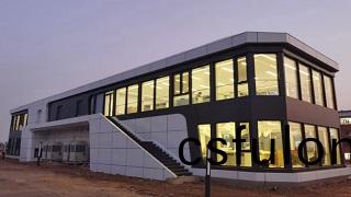 多(duo)層(ceng)學(xue)校箱(xiang)房(fang)